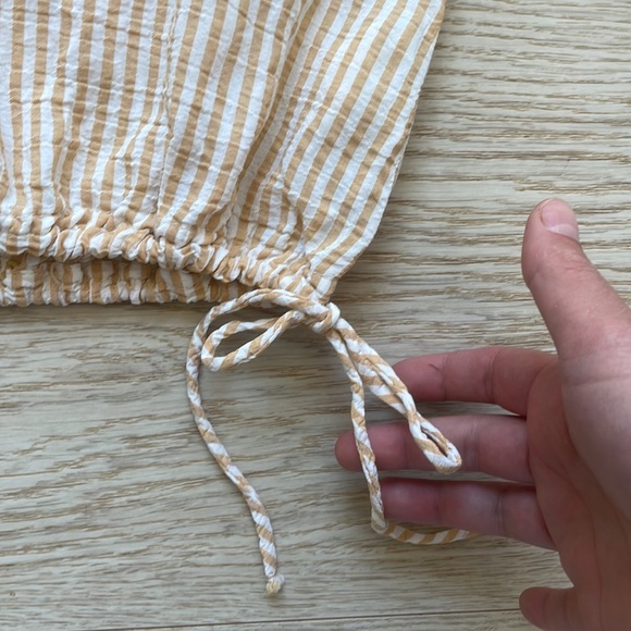 Zara butter yellow and white striped crop top-light, feminine & summery - Picture 6 of 8